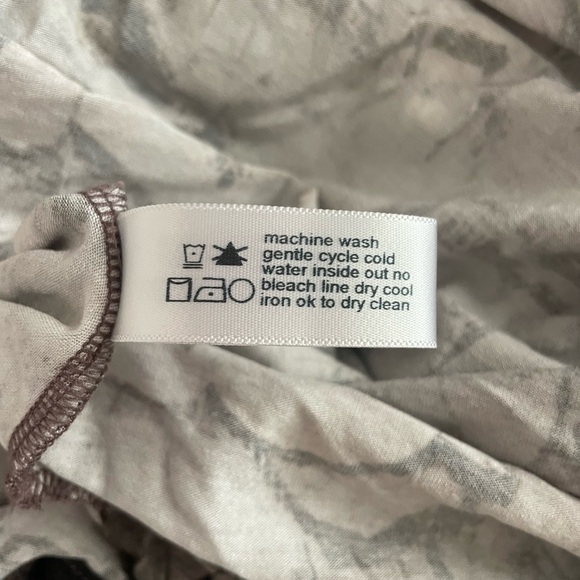 Three Dots Feather Print Shirred Midi Dress Womens Medium Ruched Tank Top Sleeve - Picture 10 of 10